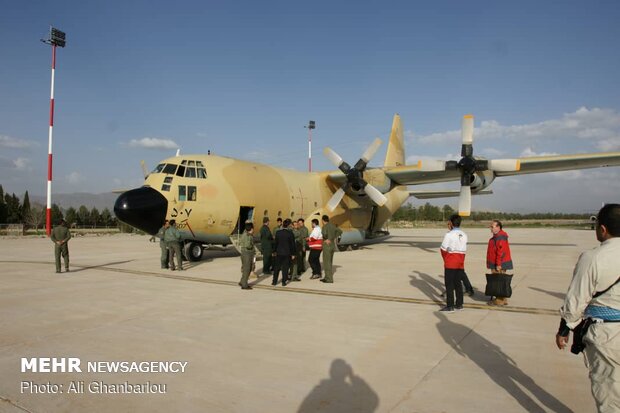 Army’s Air Force sends rescue aids to flood-stricken Lorestan prov.