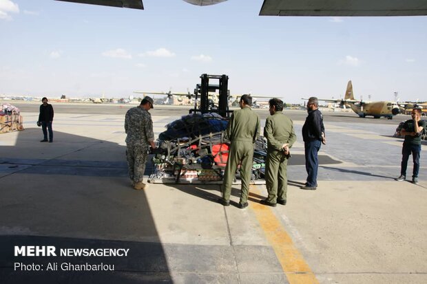 Army’s Air Force sends rescue aids to flood-stricken Lorestan prov.