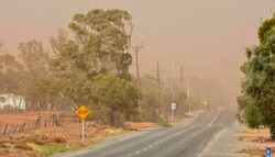 آسٹریلیا میں مٹی کے طوفان سے لوگوں میں خوف و ہراس پھیل گیا