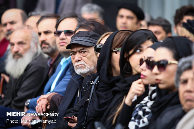 Funeral ceremony for veteran Iranian actor Mashayekhi