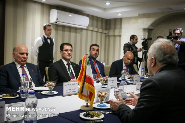 دیدار وزیر دارایی عراق با وزیر اقتصاد ایران
