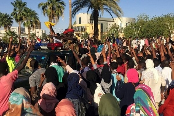 فراخوان برگزاری تظاهرات میلیونی علیه شورای نظامی سودان