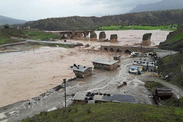 اعلام آمادگی مجلس برای تصویب بودجه لازم در جهت جبران خسارت سیل