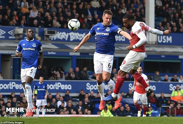 دیدار تیم های فوتبال اورتون و آرسنال‎