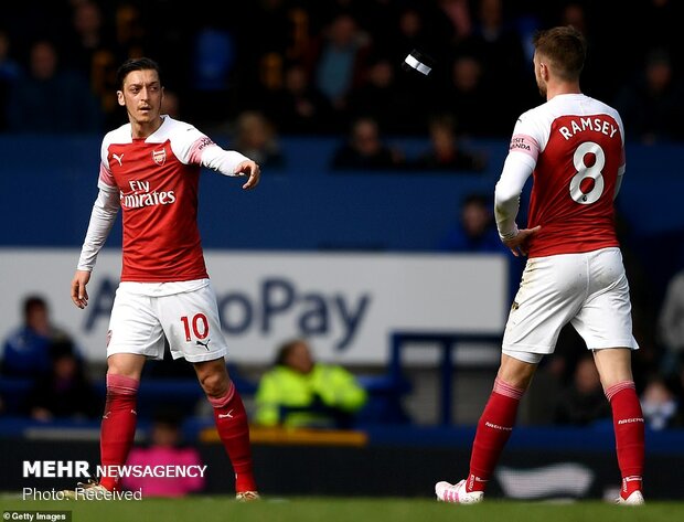 دیدار تیم های فوتبال اورتون و آرسنال‎