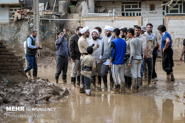 IDO head visit flood-hit areas in Lorestan