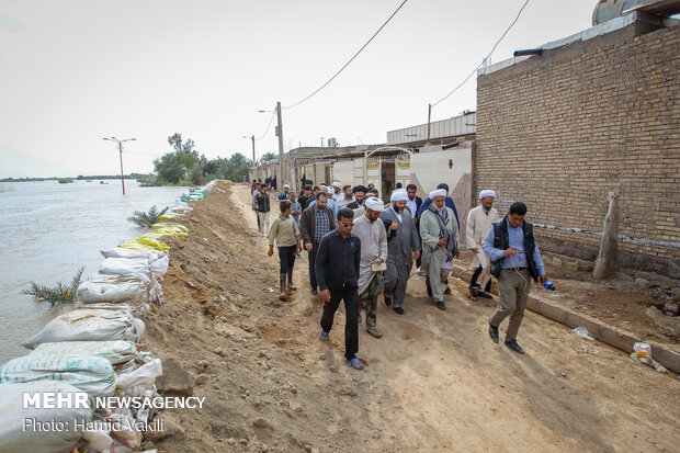 IDO head visits flood-hit areas in Khozestan province