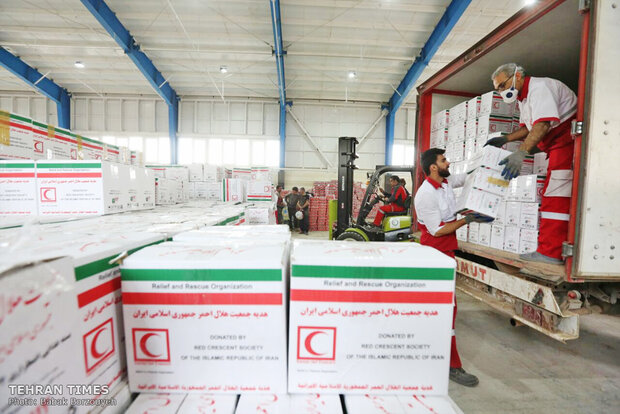 The Iranian Red Crescent Society's aid to flood victims