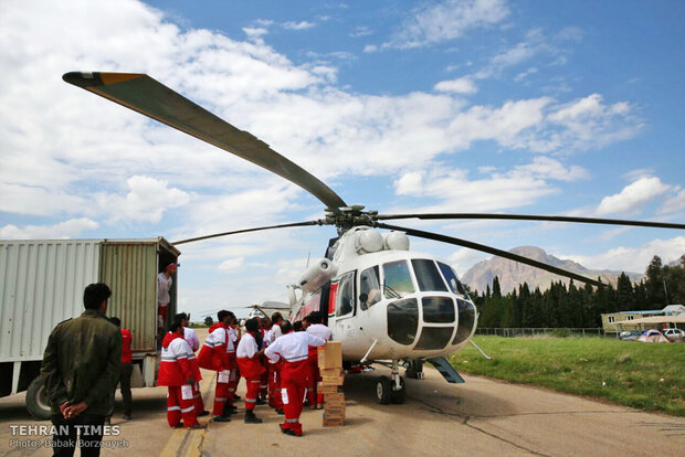 The Iranian Red Crescent Society's aid to flood victims