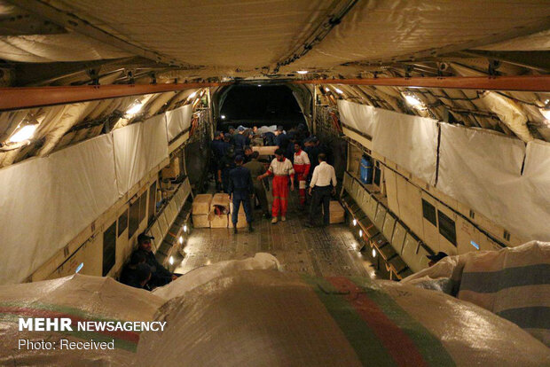 ارسال هوایی محموله‌های امدادی فارس به خوزستان