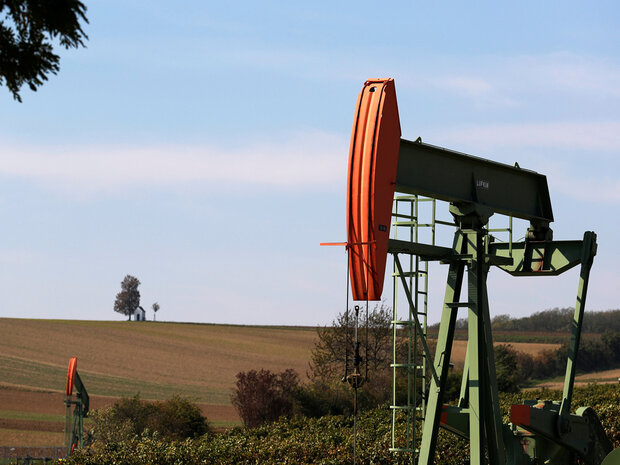 Worries over global economy outweighs geopolitical factors in setting oil prices