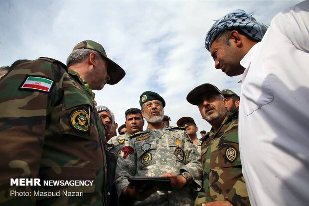 Two high-ranking Army commanders visit flood-hit Khuzestan prov.