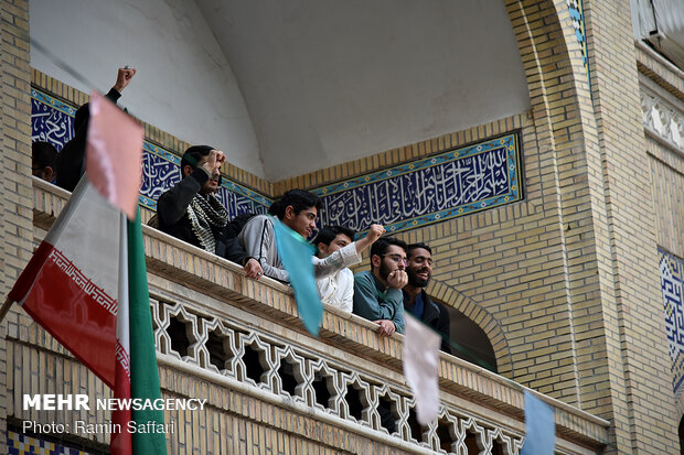 Mashhad Seminary students hold gathering in solidarity with IRGC