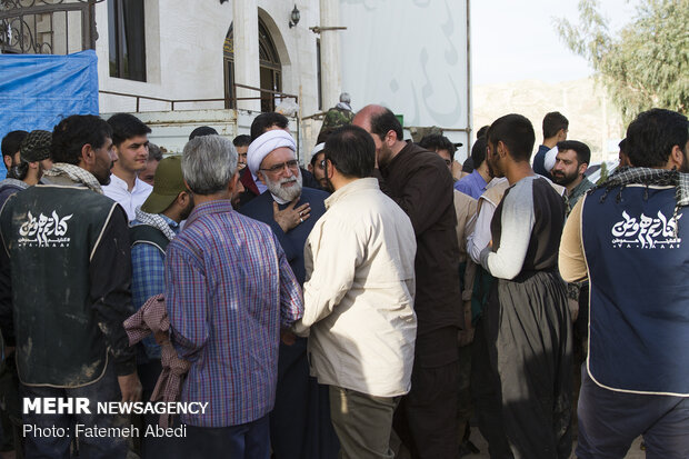 Custodian of Astan-e Quds Razavi visits flood-hit areas in Pol-e Dokhtar