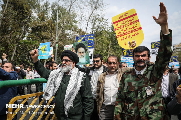 Tehranis march to protest at US' IRGC blacklisting 