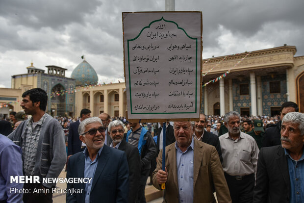 People protest against US' IRGC blacklisting in Shiraz