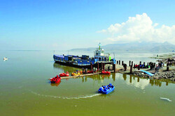 Artemia ship once again float in Lake Urmia 