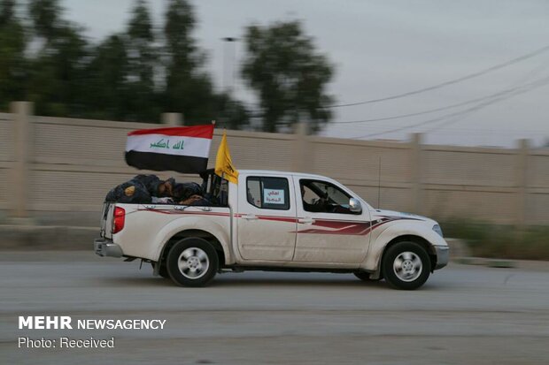 ورود کاروان کمک های گروه نجباء عراق به سیل زدگان  از  مرز مهران