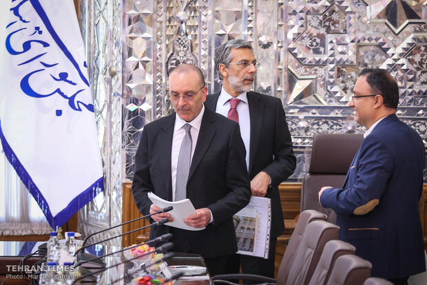 Top Italian lawmaker meets Larijani in Tehran