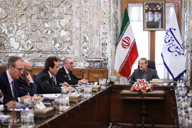 Top Italian lawmaker meets Larijani in Tehran