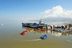 Artemia ship once again float in Lake Urmia 