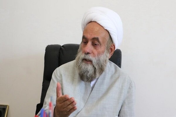 ترجمه تفسیر قرآن به ۵ زبان زنده دنیا انجام می شود ترجمه تفسیر قرآن به ۵ زبان زنده دنیا انجام می شود
