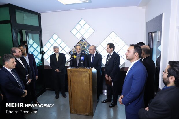 Italian Senate's President of the Foreign Affairs Committee visits Velayati