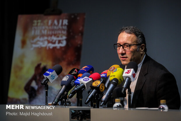 نشست مطبوعاتی سی و هفتمین جشنواره جهانی فیلم فجر