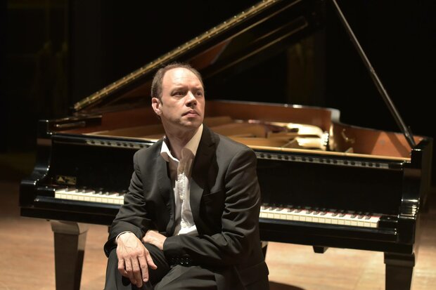 Italian pianist Olaf John Laneri to perform in Tehran