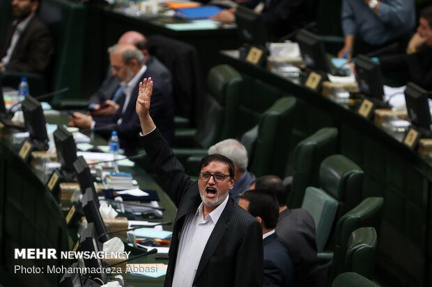 Parl. ratifies all articles on pro-IRGC bill against US blacklisting