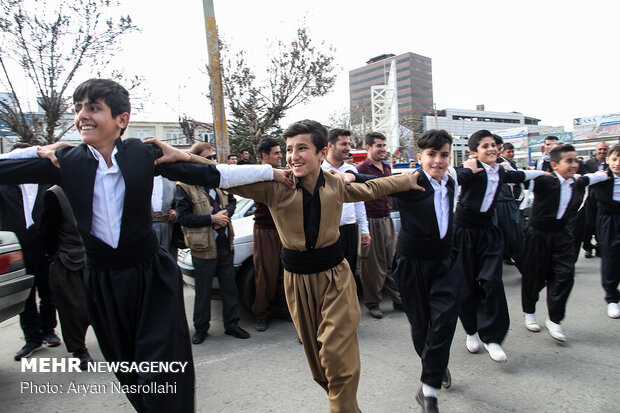 کارناوال سومین جشنواره سراسری هه لپه رکی ( رقص) بانه