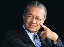 Mahathir Mohamad submits resignation to king