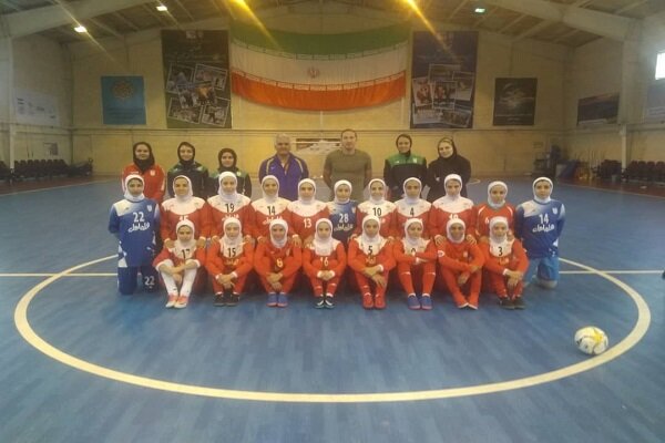 حضور آندرانیک تیموریان در تمرین تیم‌های ملی بانوان