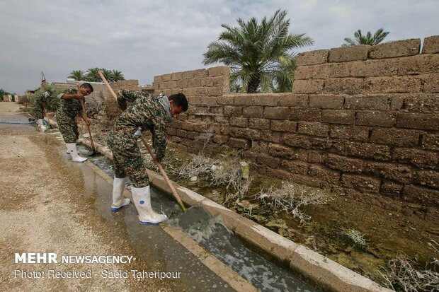 اقدامات گروهای جهادی شهرستان دیلم در روستای سیل زده دغاغله صفاک شهر ملاثانی