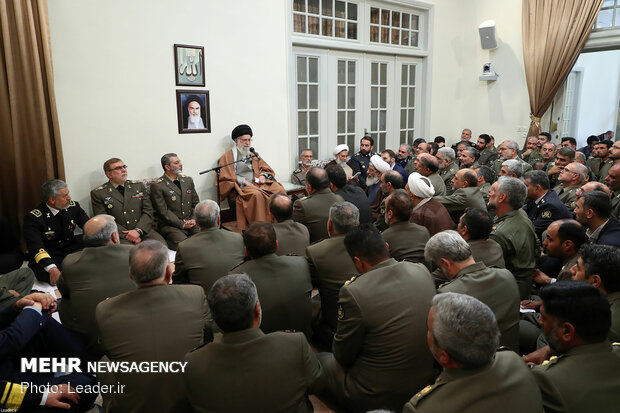 حشد من الجيش الايراني