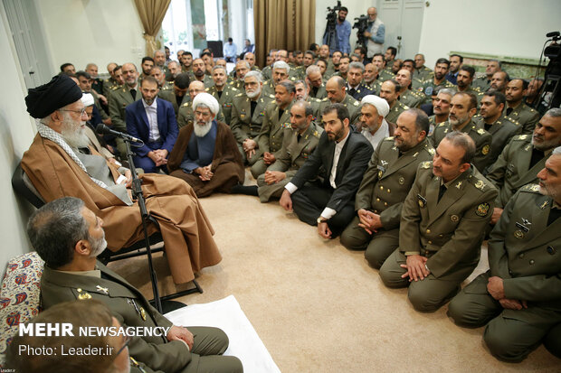 Ayatollah Khamenei receives IRI Army's commanders and senior officials
