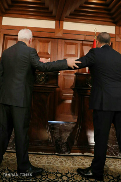 Zarif meets with Cavusoglu, Sentop in Ankara