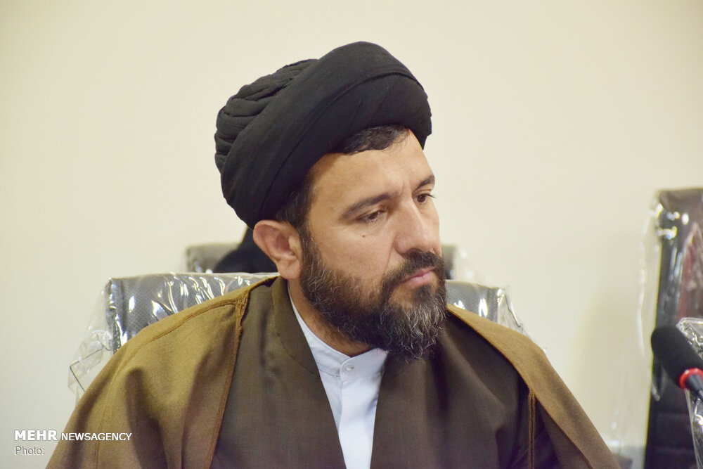 «حضور در صحنه» ویژگی بارز ملت ایران اسلامی است «حضور در صحنه» ویژگی بارز ملت ایران اسلامی است