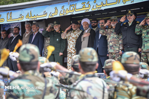 رژه ۲۹ فروردین، روز ارتش در شیراز