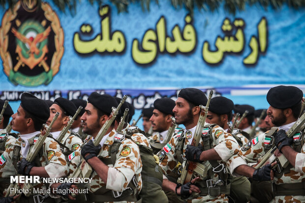 رژه نیروهای مسلح در تهران
