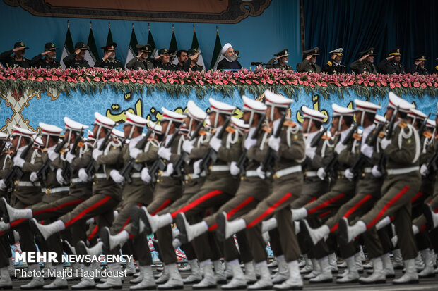 رژه نیروهای مسلح در تهران