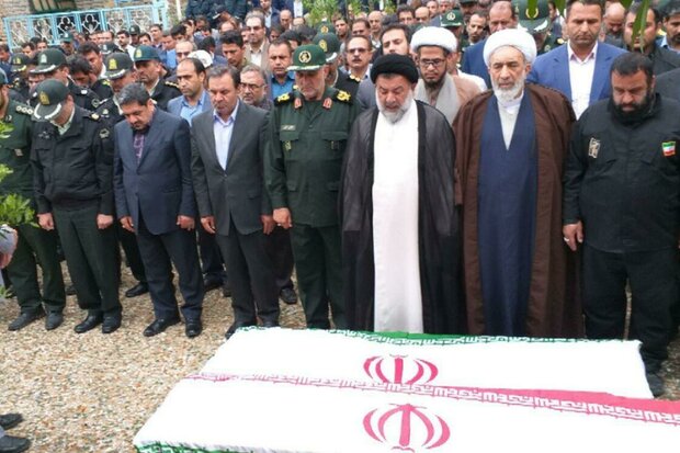 مراسم تشییع پیکر دو تن از نیروهای بنیاد مسکن اردبیل برگزار شد مراسم تشییع پیکر دو تن از نیروهای بنیاد مسکن اردبیل برگزار شد