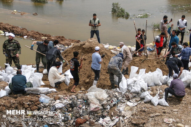 Lebanese humanitarian aid in Khuzestan flood-affected areas