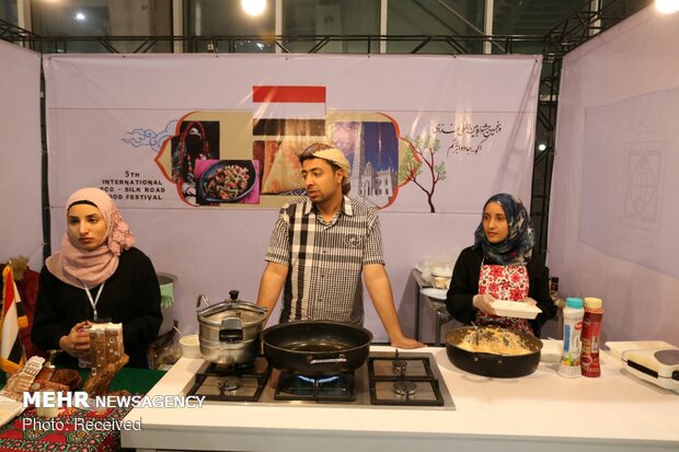 پنجمین جشنواره غذای اکو در زنجان