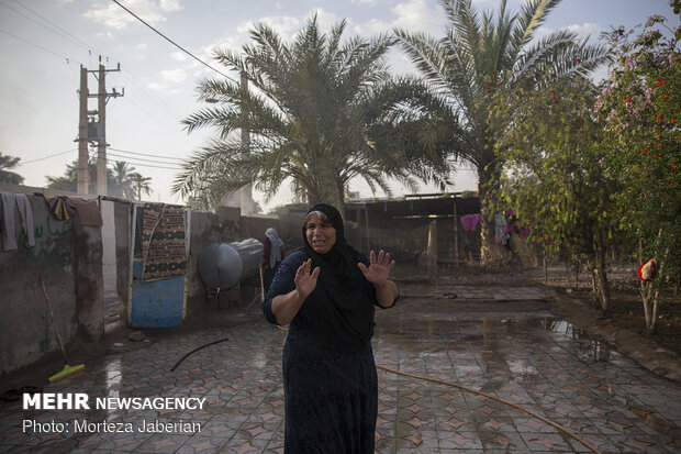 بازگشت سیل زدگان بامدژ خوزستان به خانه هایشان