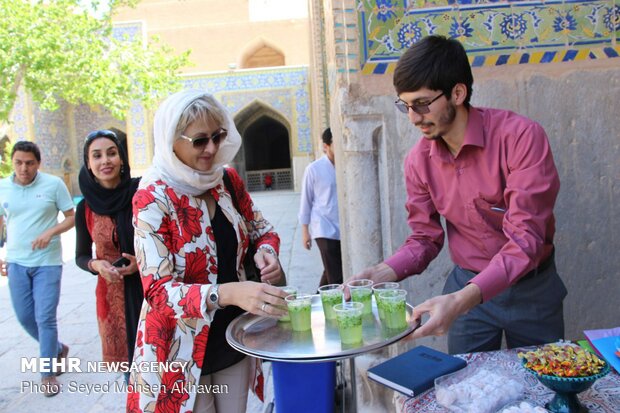 Tourists receive warm welcome during 12th Shia Imam birth anniv. celebrations