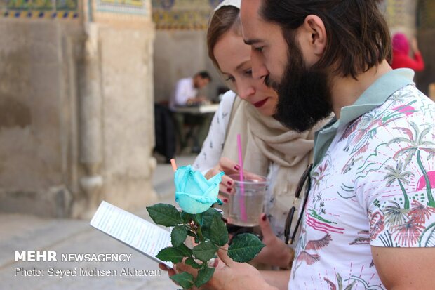 Tourists receive warm welcome during 12th Shia Imam birth anniv. celebrations