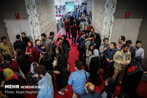 سومین روز سی و هفتمین جشنواره جهانی فیلم فجر