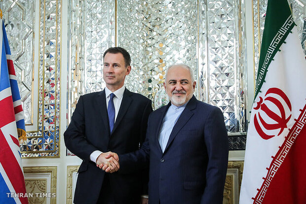 Iran, UK FMs meet in Tehran