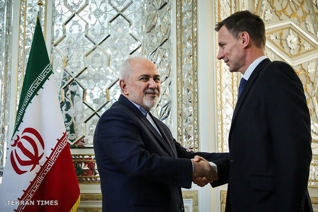 Iran, UK FMs meet in Tehran
